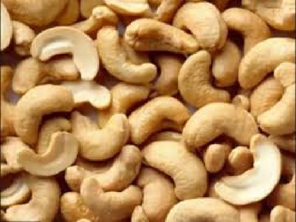 เม็ดมะม่วงหิมพานต์อบเกลือ