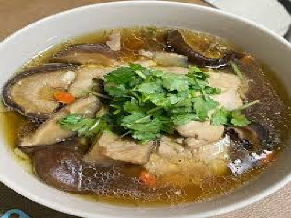 ต้มไก่เห็ดหอม