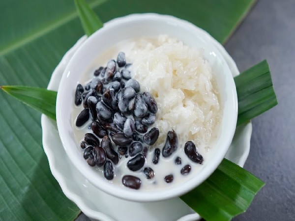 บวดถั่วดำ+ข้าวเหนียว