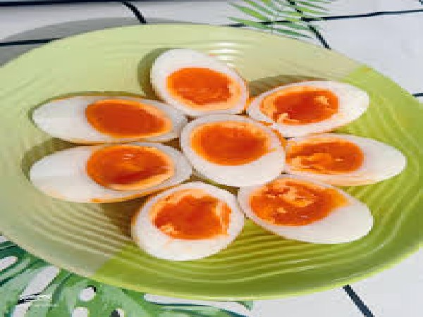 ไข่เป็ดต้ม (4 ฟอง)