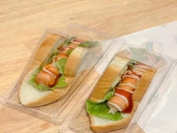 แซนวิชไส้กรอก